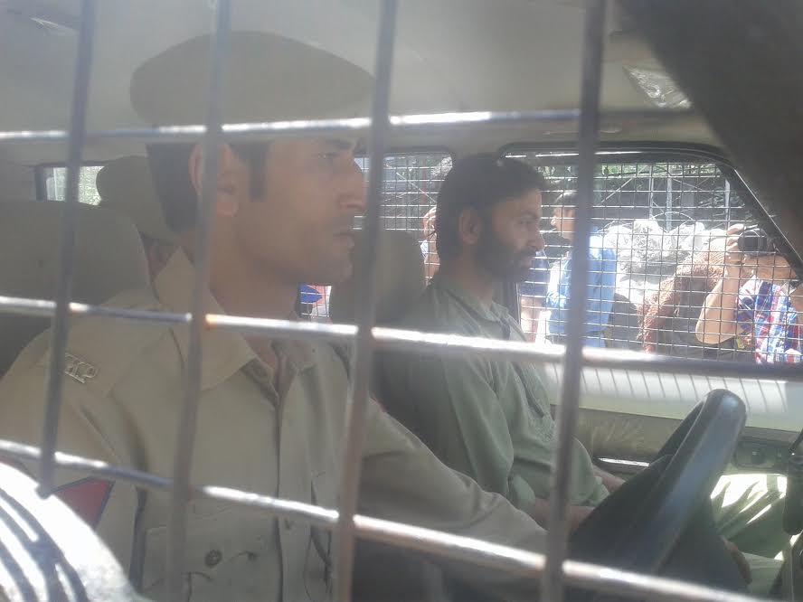 Malik shifted to central jail: JKLF